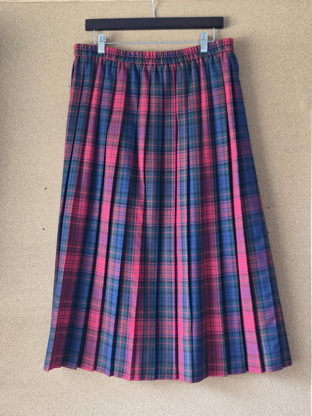 Counterparts Red Green Tartan Plaid Pleated Skirt Size 16 – Made in USA
